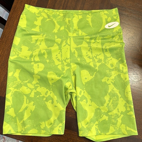 Nike biker shorts - Picture 4 of 6